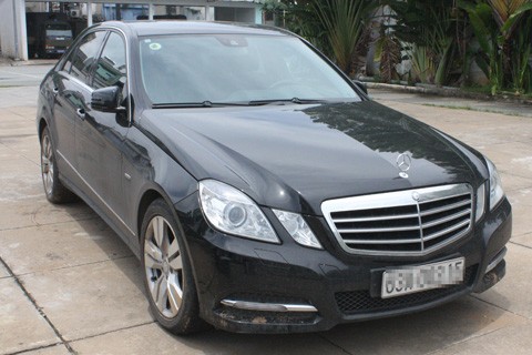 Tiền Giang: Trộm xe Mercedes, chở 4 bạn gái đi chơi ảnh 1