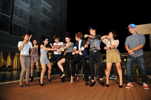 Thí sinh Giọng hát Việt "quậy" hết cỡ với Gangnam Style ảnh 4