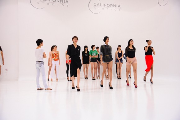 Hé lộ kịch bản đêm chung kết Vietnam's next top model 2012 ảnh 3