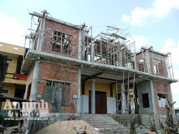 Sập giàn cốt pha, 5 người bị thương nặng ảnh 1