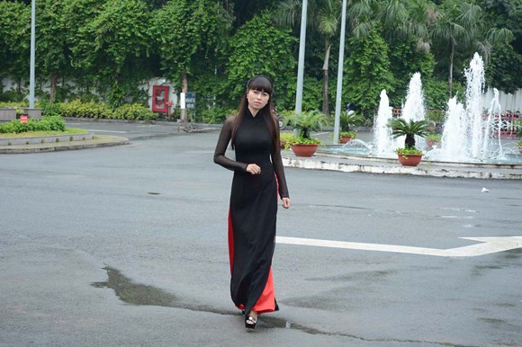 Thí sinh Top model 2013 gây ấn tượng bằng đủ "chiêu" ảnh 26