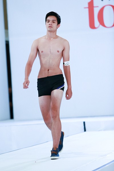 Thí sinh Top model 2013 khoe hình thể trong trang phục áo tắm ảnh 7