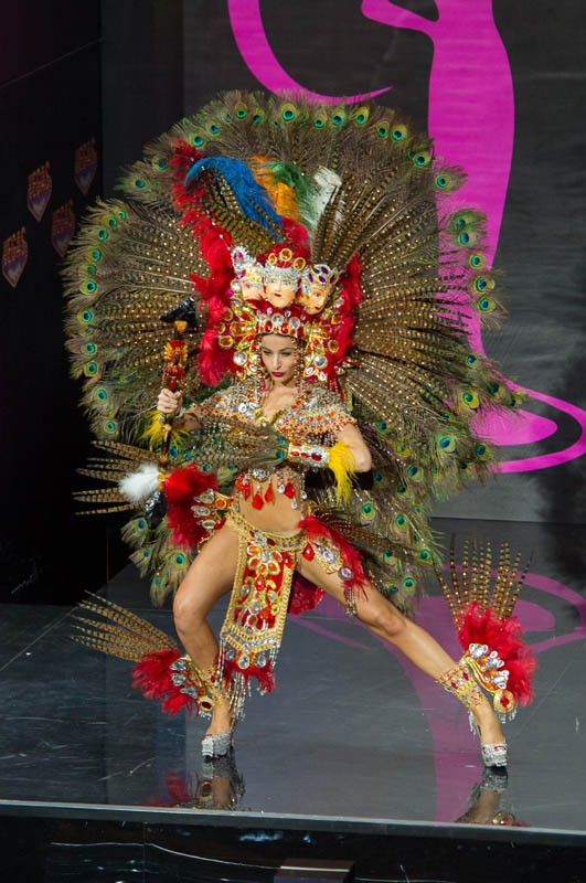 Người đẹp Venezuela đăng quang Hoa hậu Hoàn vũ 2013 ảnh 7