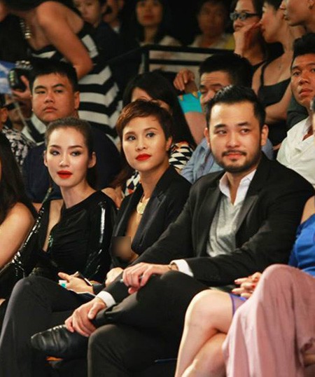 "Điếc không sợ súng", sao trẻ thản nhiên lộ hàng, khoe thân ảnh 2