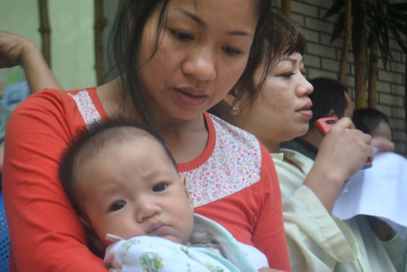Chạy vạy vay tiền phẫu thuật tim bẩm sinh cho bé 6 tháng tuổi ảnh 1