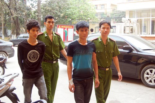 Người tình của chủ quán trọ đâm chết khách làng chơi ảnh 1