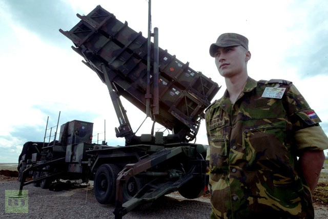 Sợ Syria tấn công, Thổ Nhĩ Kỳ yêu cầu NATO giữ lại tên lửa Patriot ảnh 1