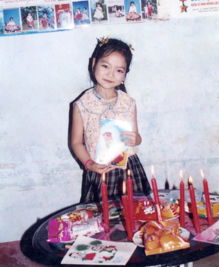 Thời thơ ấu “mũm mĩm” của Hoa hậu Ngọc Anh ảnh 5
