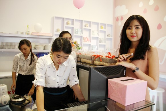 Hotgirl “thời tiết” nổi bật trong ngày hội thời trang "Summer girl" ảnh 8