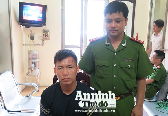Cùng bị bắt vì cho 2 bạn đang bị truy nã... ở nhờ ảnh 1