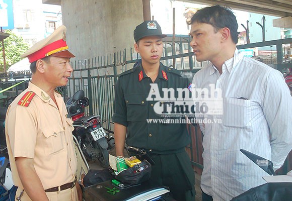 Mang cả "kho vũ khí" tháp tùng anh rể đi ăn cưới, gặp 141 ảnh 3