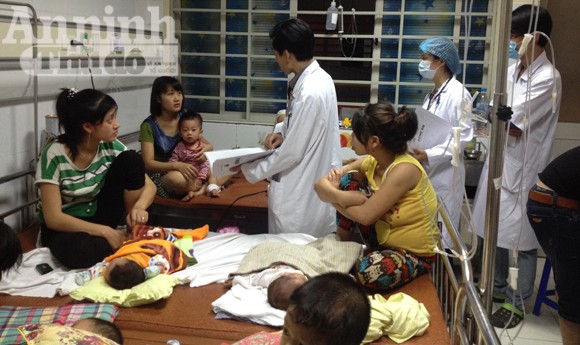 Vào tận bệnh viện Nhi TƯ để bán hạt mùi “chữa” sởi ảnh 2