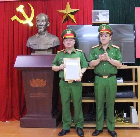Công an Hà Nội: Bổ nhiệm chức danh Phó Thủ trưởng Cơ quan CSĐT cho Thượng tá Phạm Quỳnh ảnh 1