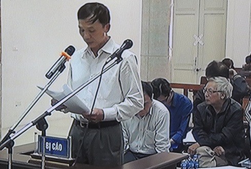 Vụ vỡ đường ống nước sông Đà: Luật sư và bị cáo không phục kết luận giám định ảnh 3