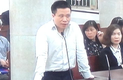 Xét xử bị cáo Đinh La Thăng và đồng phạm: Hà Văn Thắm tranh thủ "xới" lại vụ Oceanbank ảnh 2