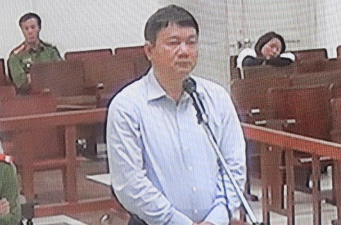Bị cáo Đinh La Thăng bị tuyên phạt 18 năm tù và bồi thường 600 tỉ đồng ảnh 3