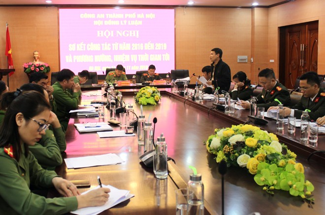 Hội đồng Lý luận Công an thành phố Hà Nội: Phục vụ đắc lực nhiệm vụ bảo vệ, xây dựng và phát triển Thủ đô ảnh 4