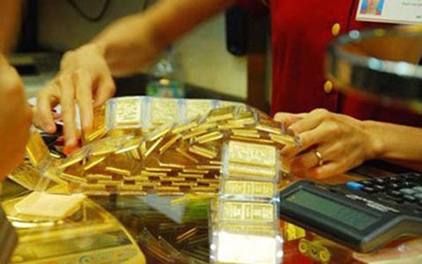 Bất ổn Mỹ - Triều Tiên, giới đầu tư đổ xô "ôm" vàng, giá tăng vọt ảnh 1