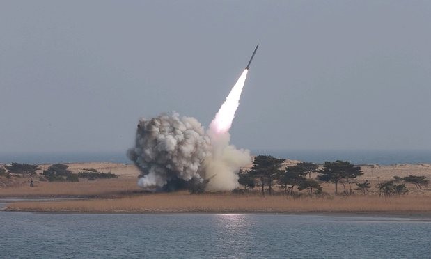 Lãnh đạo Mỹ-Nhật-Hàn vừa họp, Triều Tiên liền phóng tên lửa ảnh 1