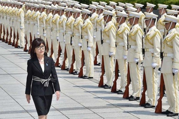 Khối tài sản "khủng" của nữ Bộ trưởng Quốc phòng Nhật Bản ảnh 1