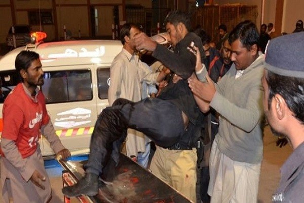 Pakistan: Trường cảnh sát bị tấn công, 48 người chết ảnh 1