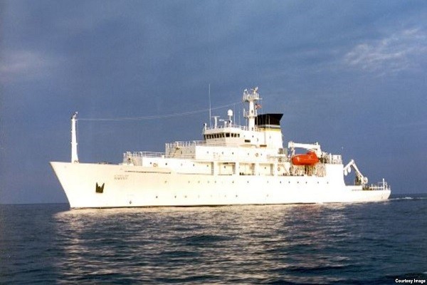 Tàu khảo sát USNS Bowditch của Hải quân Mỹ