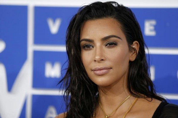 Ngôi sao truyền hình thực tế người Mỹ Kim Kardashian