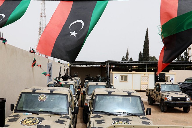 Xe quân sự xuất hiện ở phía Tây Tripoli ngày 5-4-2019