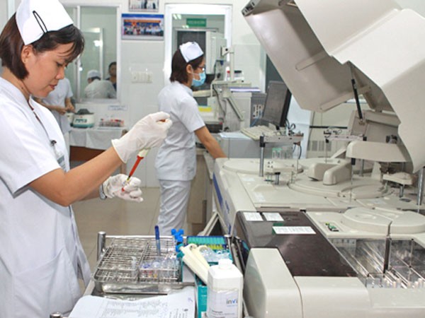 Máy xét nghiệm tại các bệnh viện chưa được kiểm tra thường xuyên ảnh 1