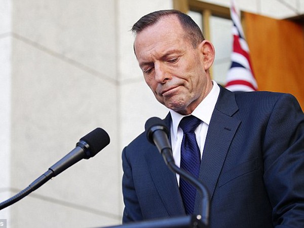 Mất chức Thủ tướng, ông Tony Abbott vẫn mở tiệc ảnh 1