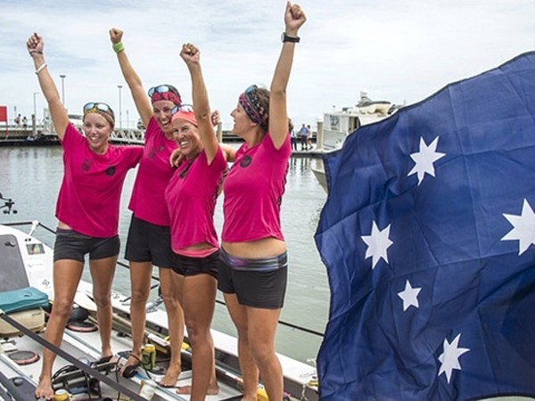 Đội chèo thuyền nữ đầu tiên vượt Thái Bình Dương ảnh 1