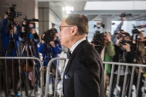 Cựu Trưởng đặc khu Hồng Kông bị xét xử về tội tham nhũng ảnh 1