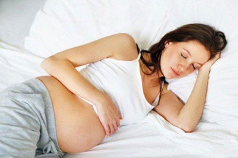Nguyên nhân khiến phụ nữ mang thai khó ngủ ảnh 1