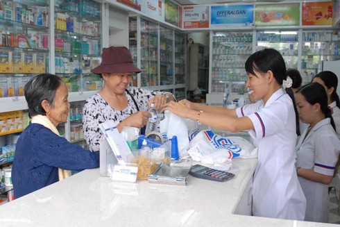 90% nhà thuốc tại Việt Nam bán thuốc kháng sinh không kê đơn ảnh 1