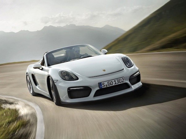 Porsche “vén bức màn bí mật” của siêu xe Boxster Spyder mới ảnh 1
