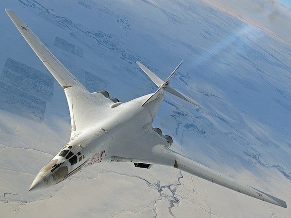 Nga khởi động lại dây chuyền sản xuất oanh tạc cơ Tu-160 ảnh 1