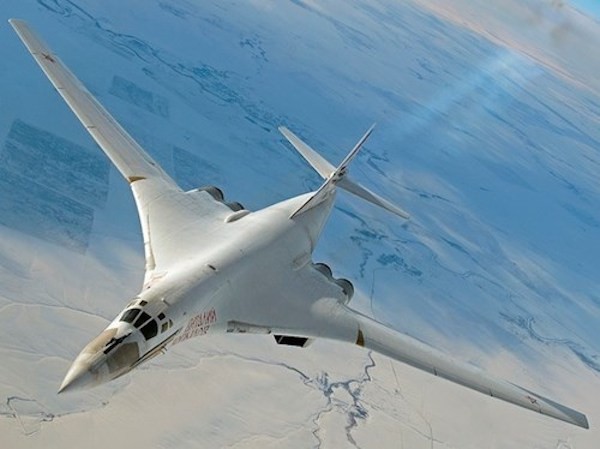 "Thiên nga trắng" Tu-160M2 sẽ có hệ thống điện tử hàng không tích hợp ảnh 1