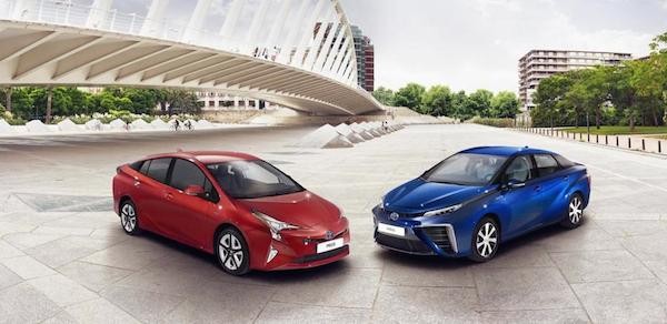 Toyota Prius mới: Thiết kế phá cách, tiết kiệm nhiên liệu ảnh 1