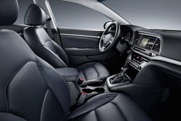 Hyundai Elantra 2016: Rộng rãi và cao cấp hơn ảnh 2