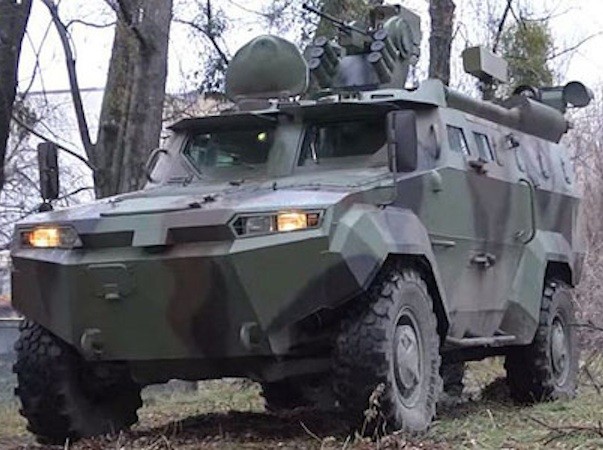 Ukraine thử nghiệm xe bọc thép Triton 4x4 canh giữ biên giới với Nga ảnh 1