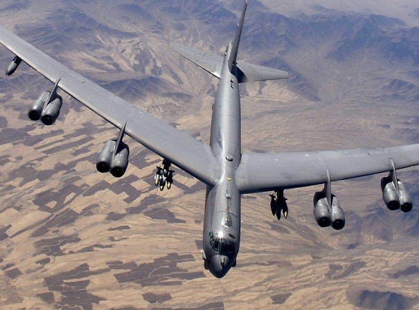 Mỹ kéo dài tuổi thọ cho "pháo đài bay" B-52 ảnh 1