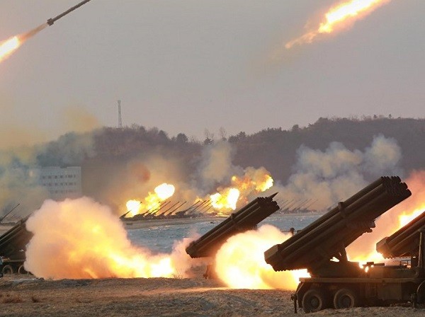 Mỹ - Nhật Bản - Hàn Quốc tập trận chống tên lửa Triều Tiên ảnh 1