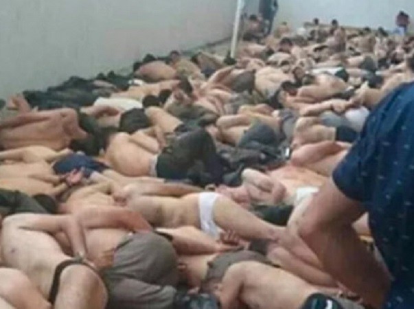 Thổ Nhĩ Kì bị tố đánh đập, ngược đãi các tù binh đảo chính ảnh 2