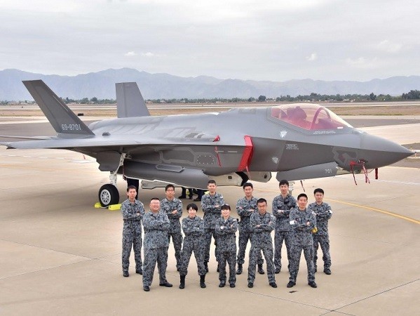 Mỹ bắt đầu huấn luyện cho phi công Nhật Bản lái F-35 ảnh 1