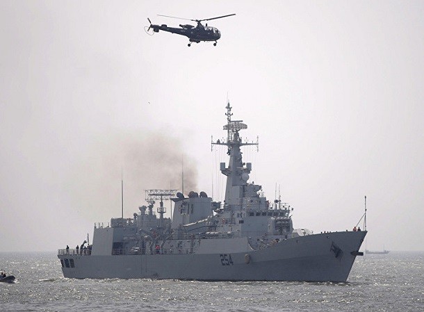 Pakistan đóng chiến hạm chuyên để bảo vệ tàu Trung Quốc ảnh 1