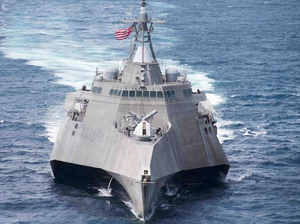 Hải quân Mỹ - Philippines tuần tra chung trước lo ngại khủng bố ảnh 1