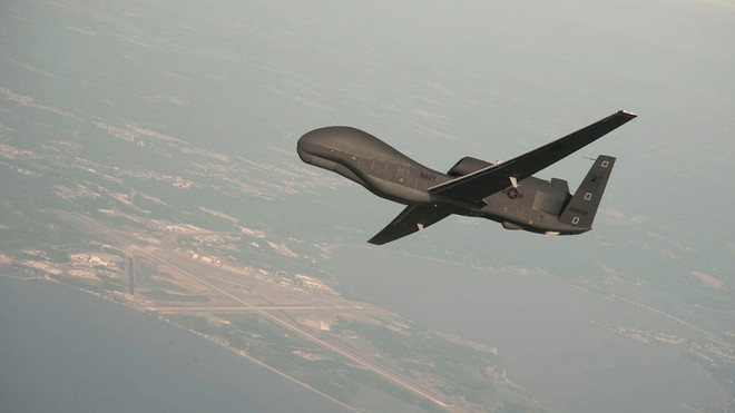 UAV do thám Mỹ lại bị phát hiện lượn lờ gần Crimea ảnh 1