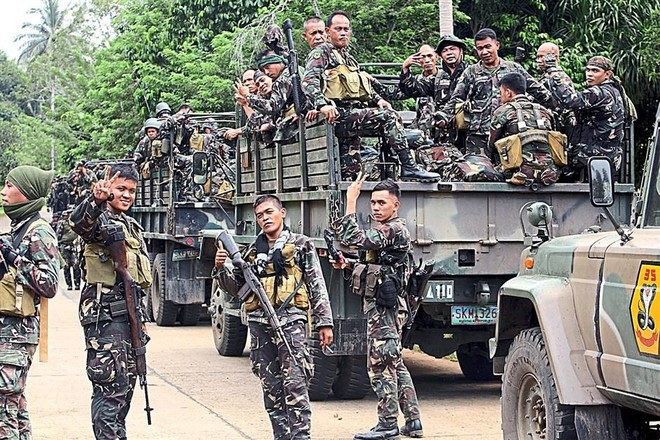 Quân đội Philippines tiêu diệt 44 tên khủng bố thân IS ảnh 1