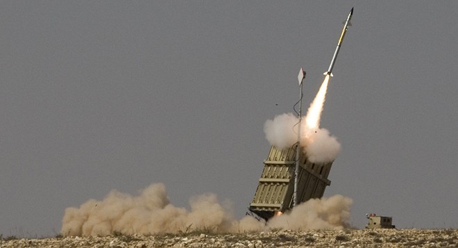 Phòng không Israel tán loạn vì nhầm tiếng súng máy với tên lửa ảnh 1