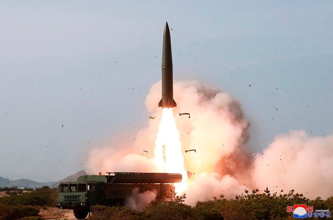 Giới chức Mỹ bênh Triều Tiên sau vụ phóng tên lửa mới ảnh 1